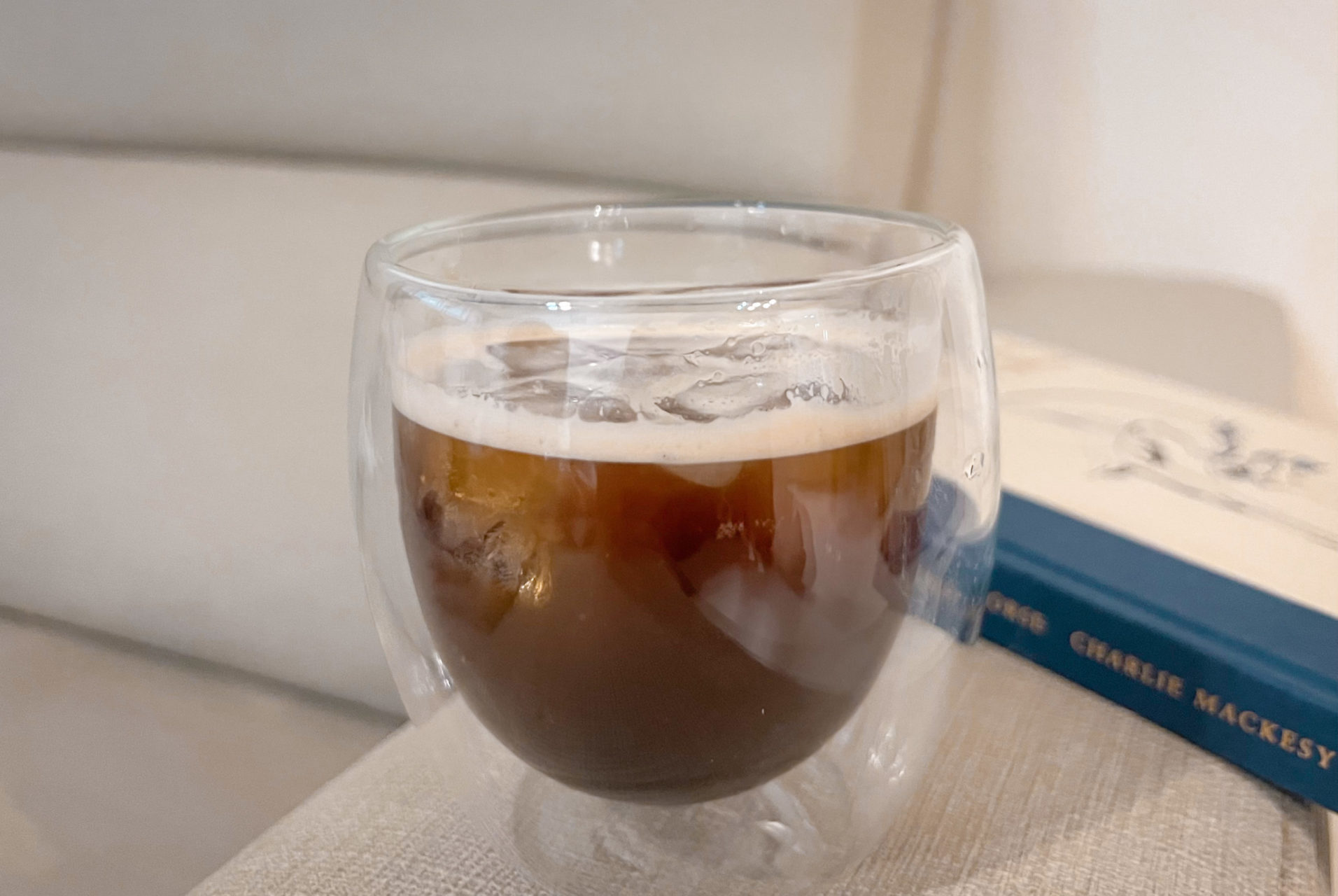 咖啡機推薦｜DeLonghi全自動義式咖啡機ECAM350.75.SI